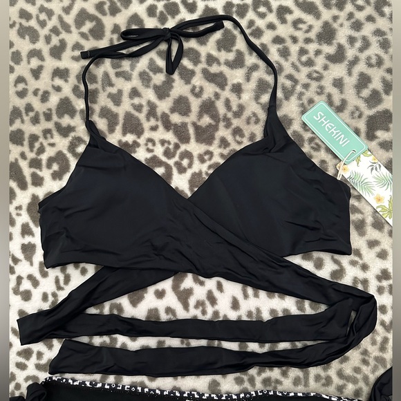Shekini Women’s Criss Cross Black Halter Bandage Bikini Geometric Bottoms Small - Picture 3 of 16